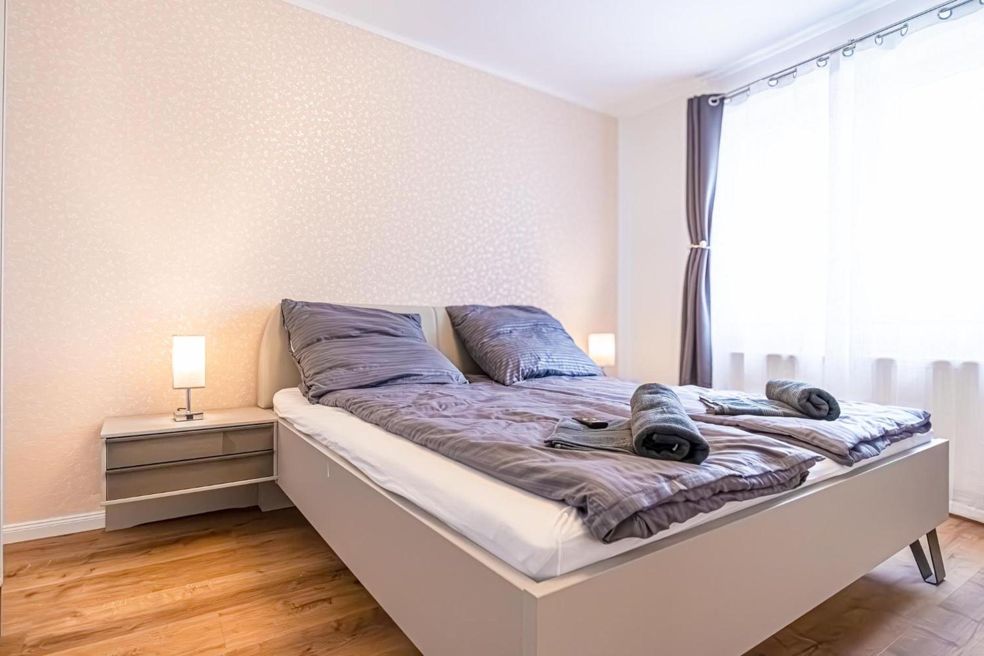Charming 1Br And 1Lr Apt Modern Design Donaustadt Viena Exterior foto